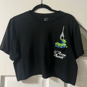 💚pizza planet toy story crop top